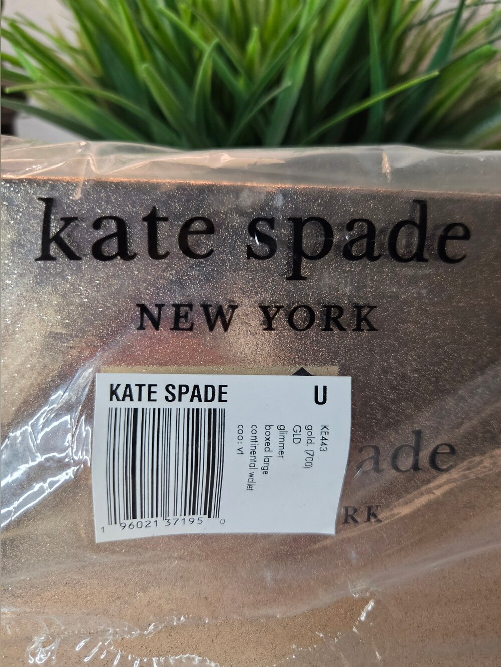 Kate Spade Gold Glitter Zip-Around Wallet With Box - Picture 8 of 8